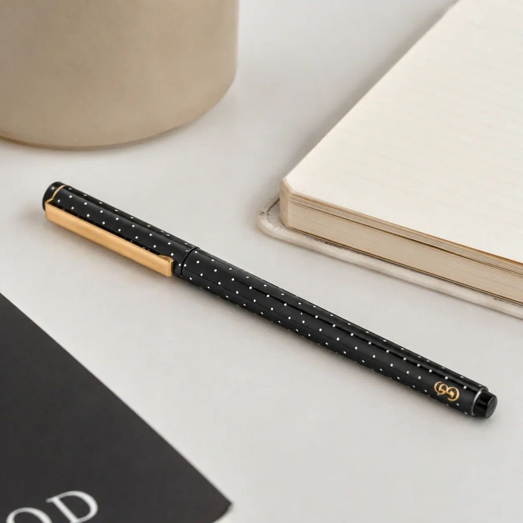 Black Pindot Felt Tip Pen